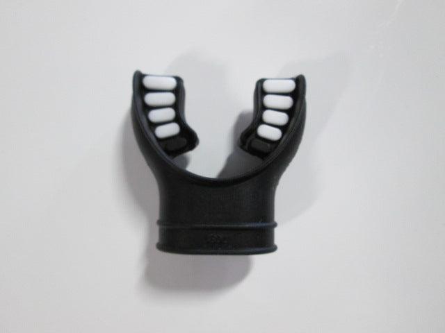 Oceanic ZEO Regulator Mouthpiece Replacement-White