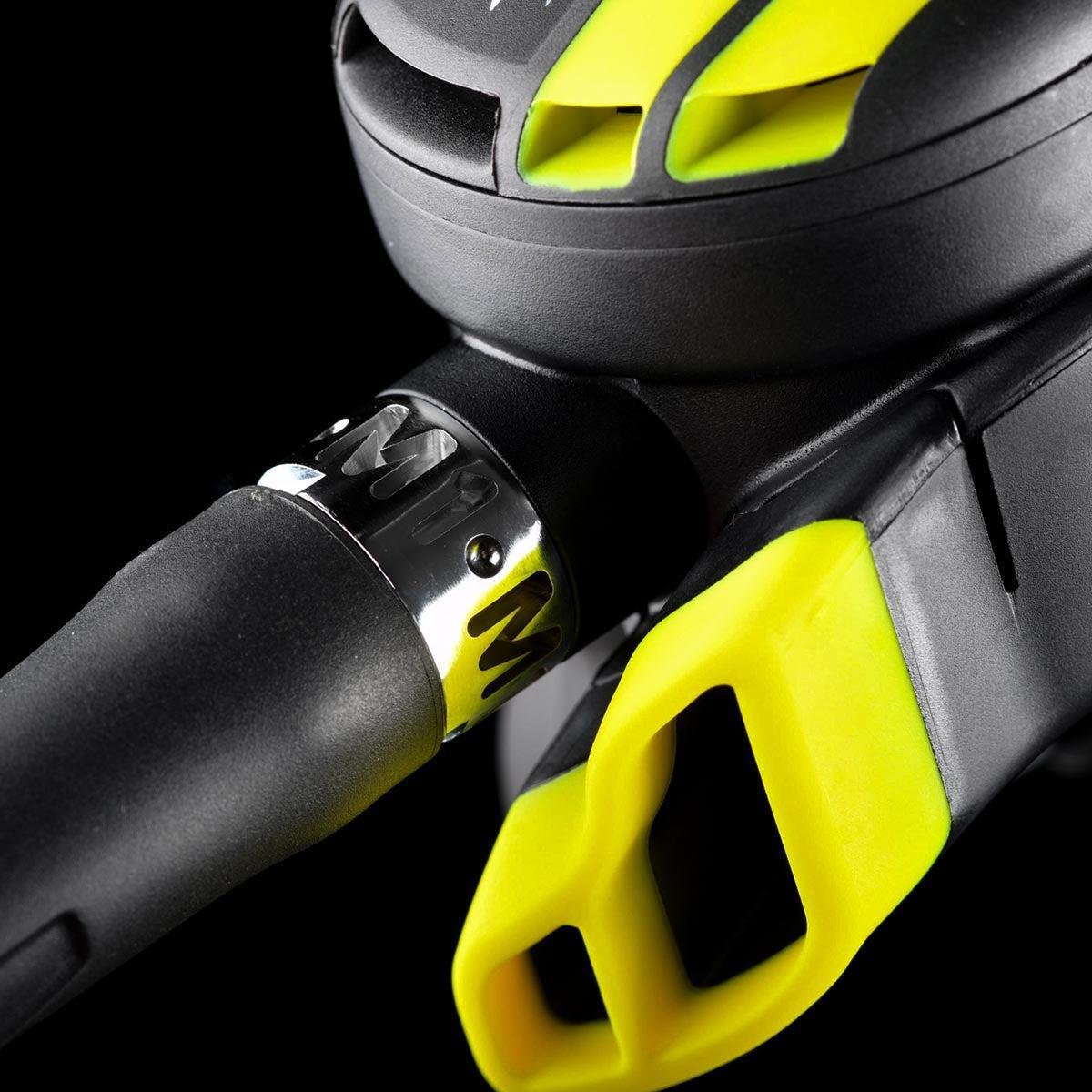 Atomic Aquatics M1 Octopus, 36" hose, Yellow-