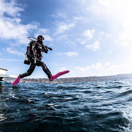 Liveaboard Diving: What to Expect on Your First Trip (and What to Pack)