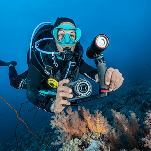 Compact Cameras