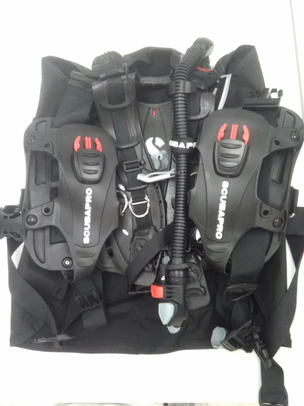 Used ScubaPro Hydros Pro BCD with BPI - Mens with Color Kit Installed