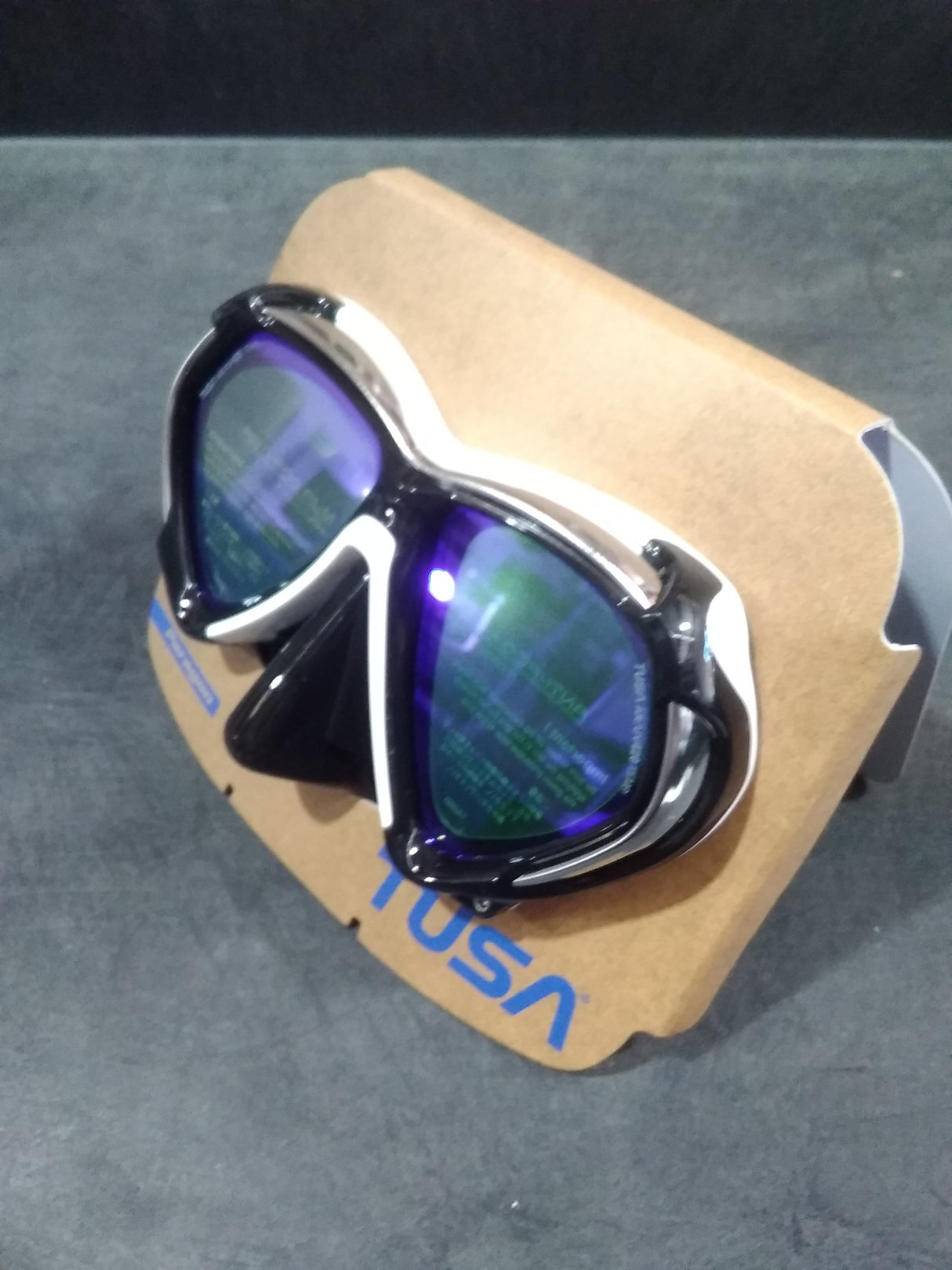 Used Tusa Paragon Dual Lens Scuba Diving Mask