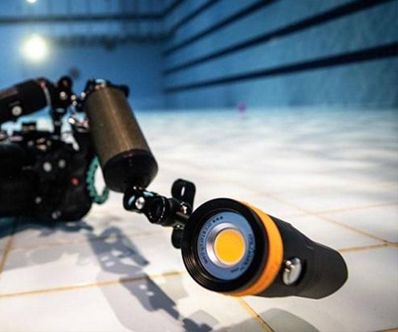 OrcaTorch D910V 5000 Lumen High CRI Video Light