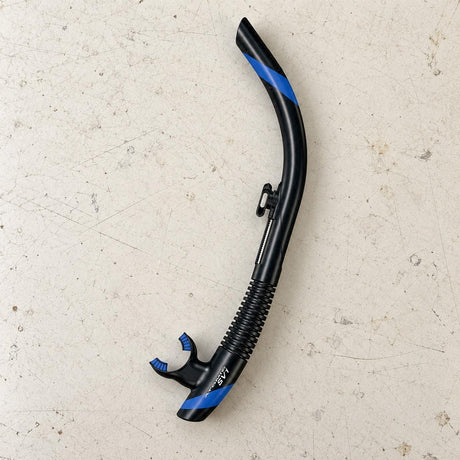 Open Box Atomic Aquatics SV1 Snorkel — Black/Royal Blue — open-box product photo