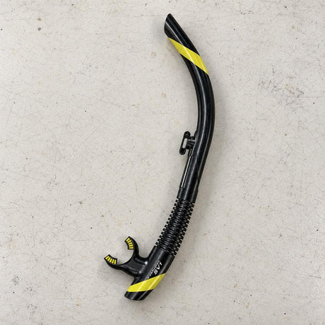 Open Box Atomic Aquatics SV1 Snorkel — Black/Yellow — open-box product photo