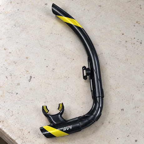 Atomic Aquatics SV1 Contour snorkel, Black/Yellow, open-box product image