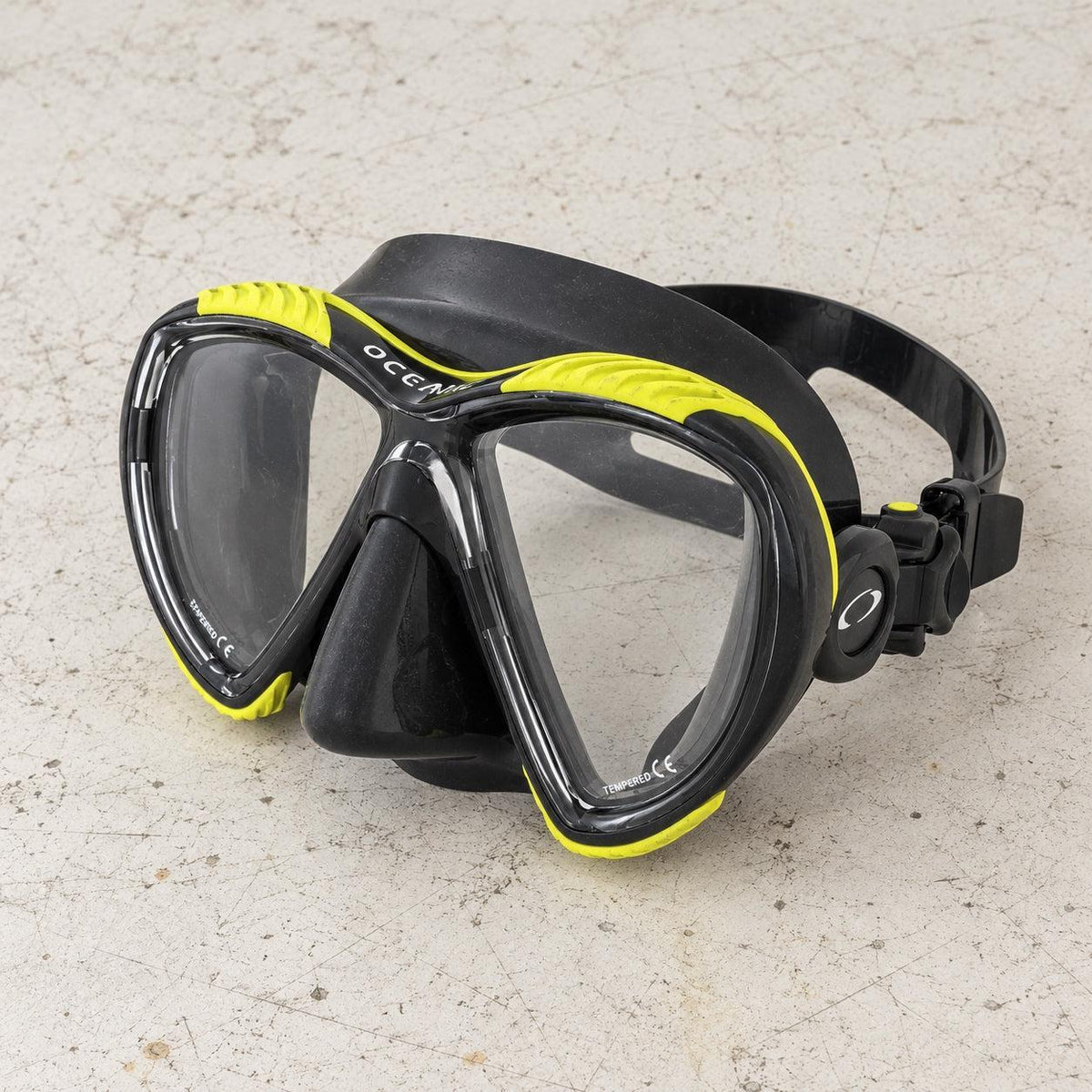 Open Box Oceanic Discovery Dual Lens Dive Mask — BK/YELLOW — open-box product photo