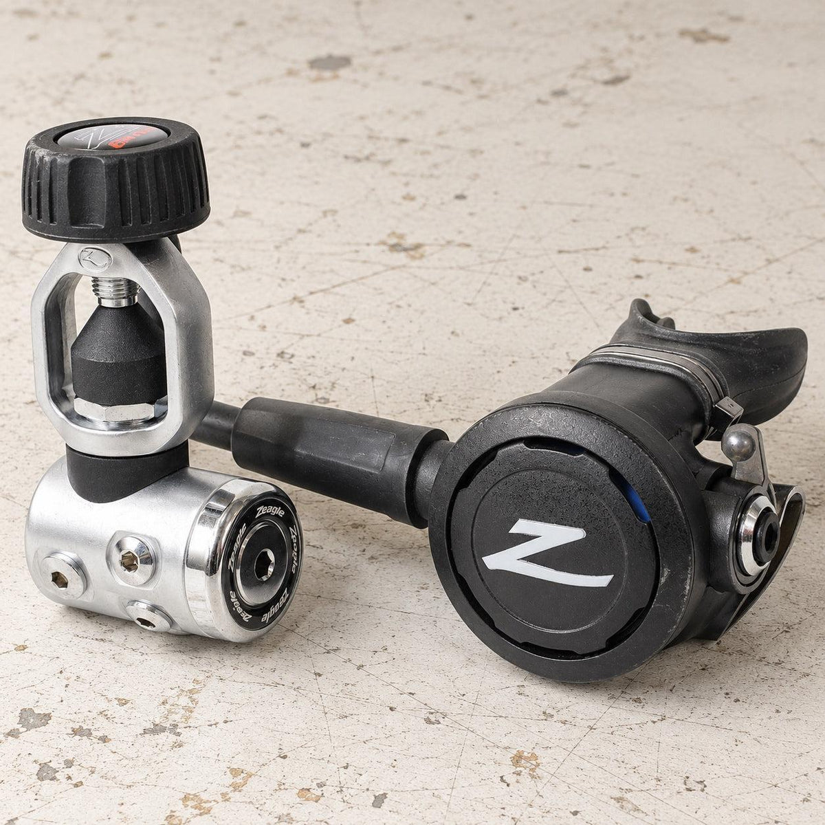 Open Box Zeagle Envoy II 1st Stage Yoke with Envoy 2nd Stage — default, open box, lightly used on off-white work table