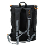 Akona Globetrotter DX, back and straps