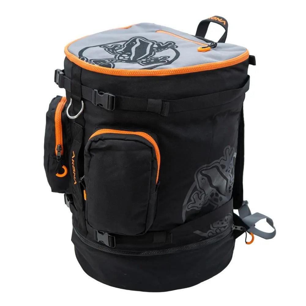 Akona Globetrotter DX, angle