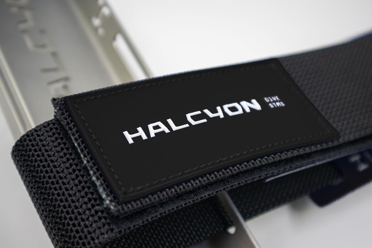 Halcyon Single Tank Adapter in use on a backplate and wing