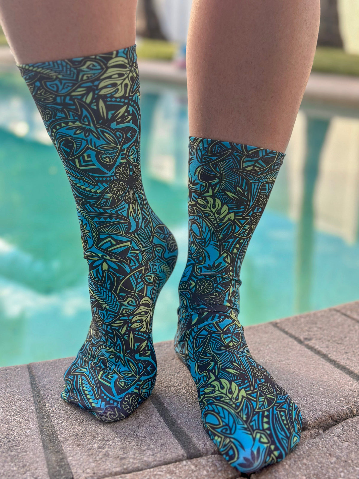 Spacefish Army Hammerhead Hibiscus Dive Socks