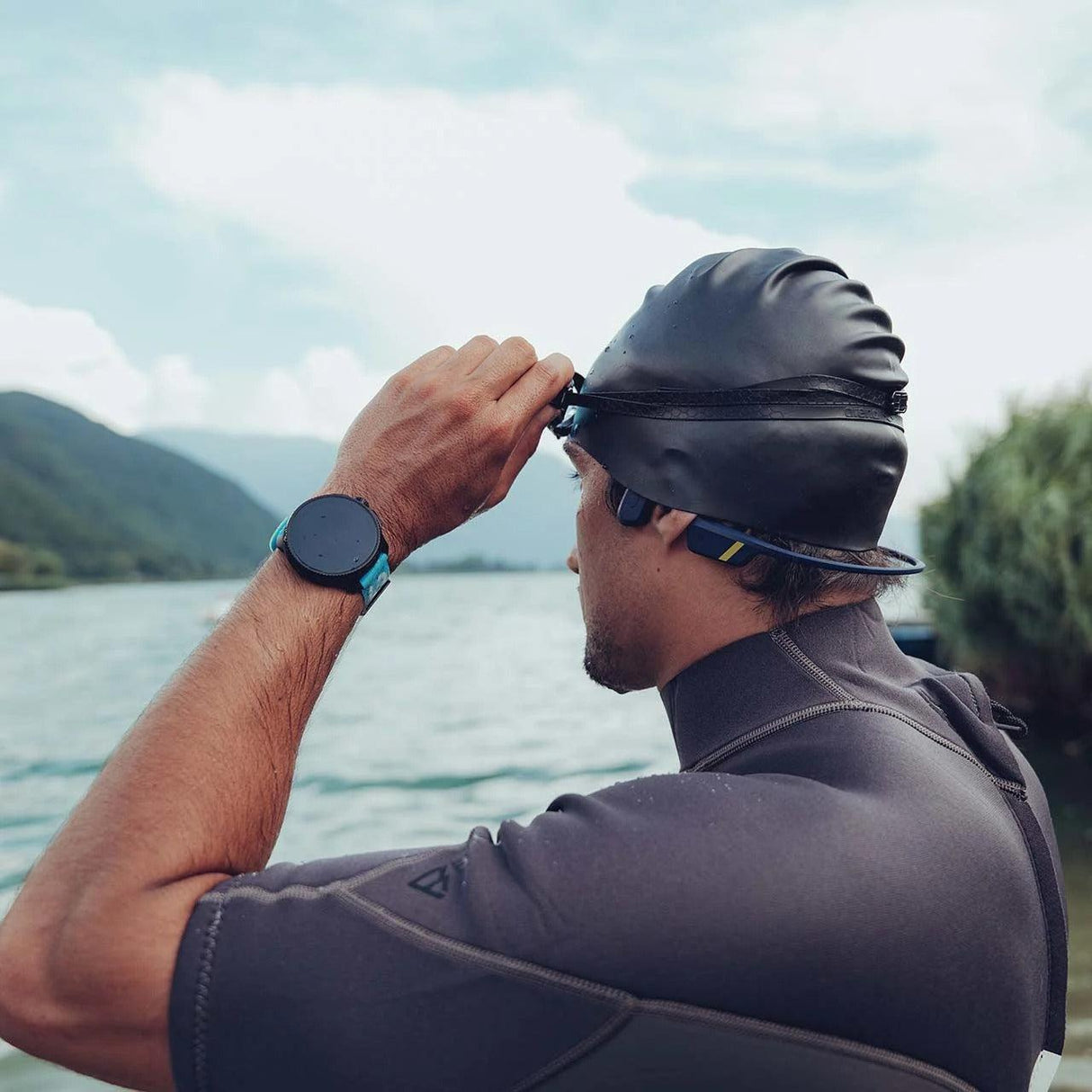 Suunto Aqua Bone Conduction Swimming Headphones with MP3 Player