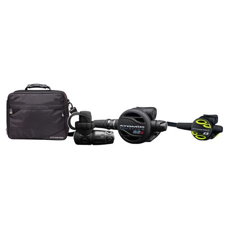 Atomic B2x Regulator + Atomic Octo + Regulator Bag Package — includes Atomic Aquatics B2x Unsealed Black, Atomic Aquatics Z3…