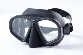 Open Box Sherwood Onyx Mask Black-Black-Like New-
