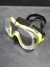 Open Box Tusa Freedom Tri-Quest Single Lens Scuba Diving Mask-Black/Yellow-