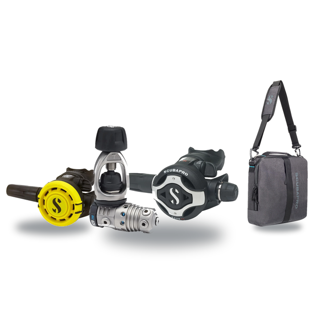 Scubapro Regulator Package – MK25T EVO/S620 X-Ti Regulator + R105 Octopus + Definition Reg 10 Regulator Bag — includes Scuba…