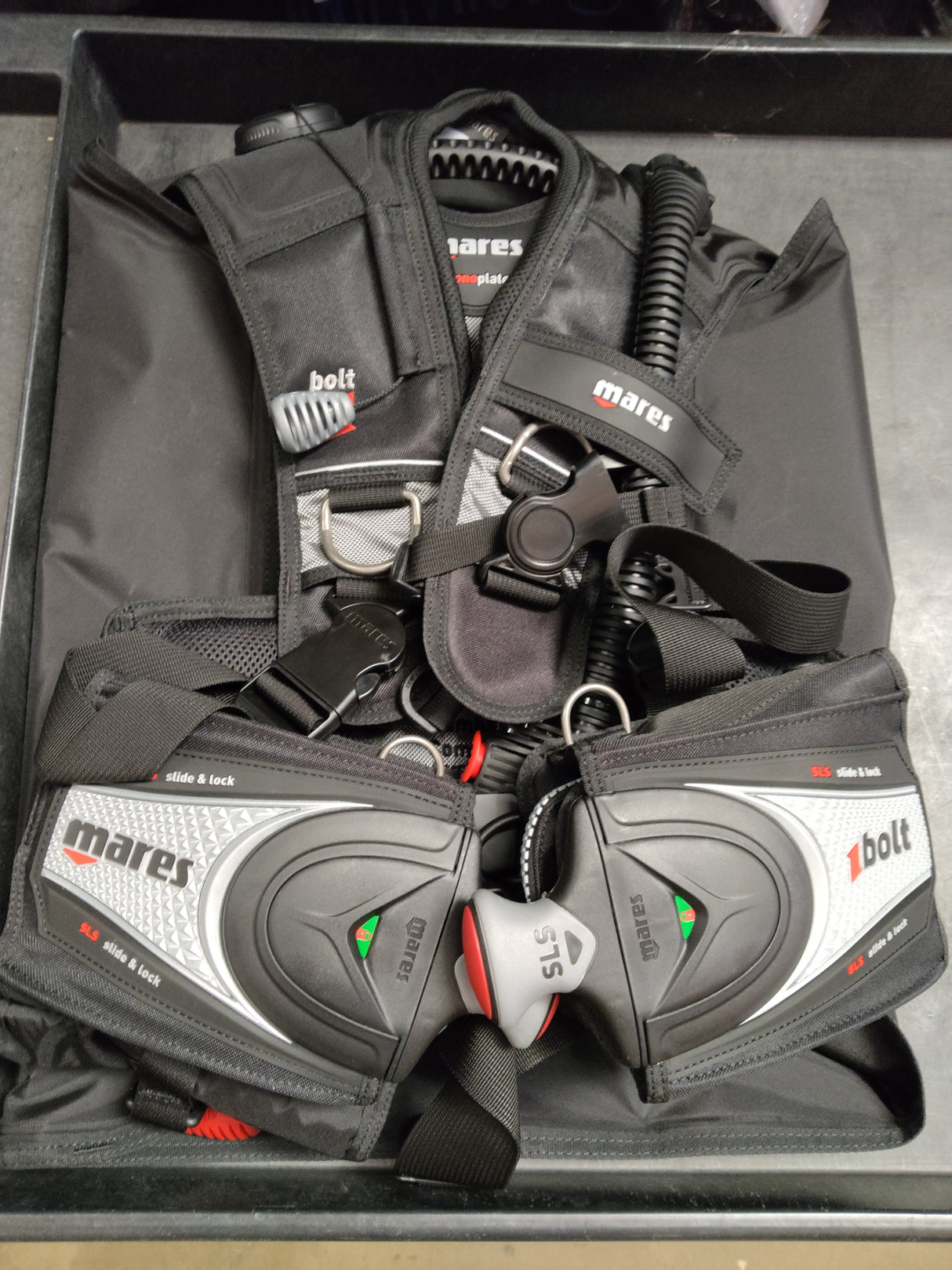 Used Mares Bolt SLS BC Vest