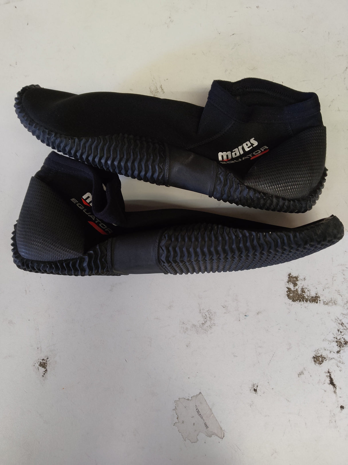 Used Mares Equator 2mm Boot