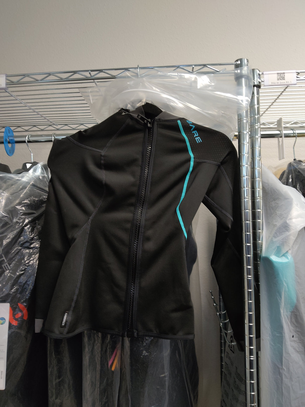 Open Box Bare Exowear Jacket Womens