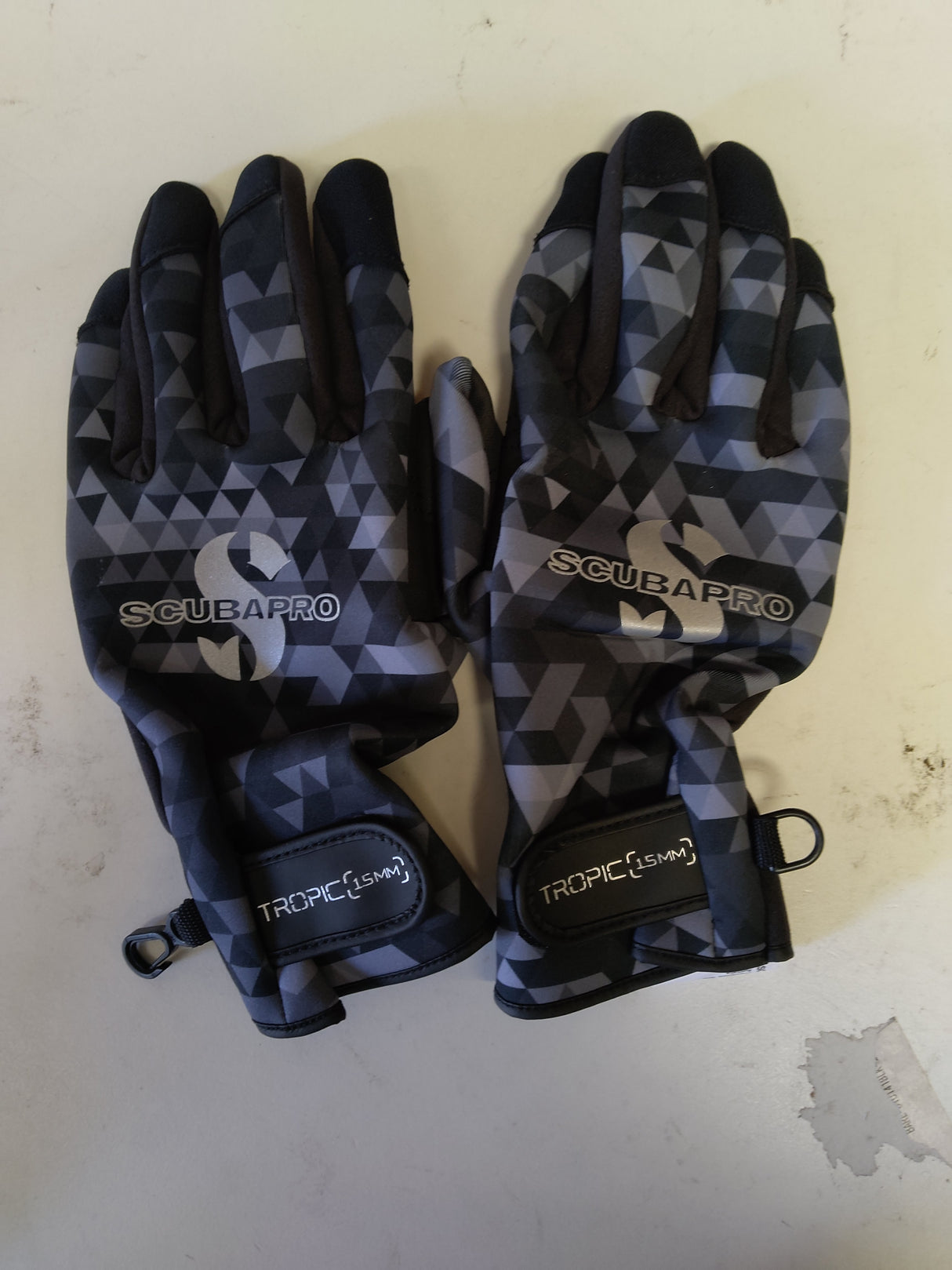 Open Box Scubapro Tropic 1.5mm Dive Glove