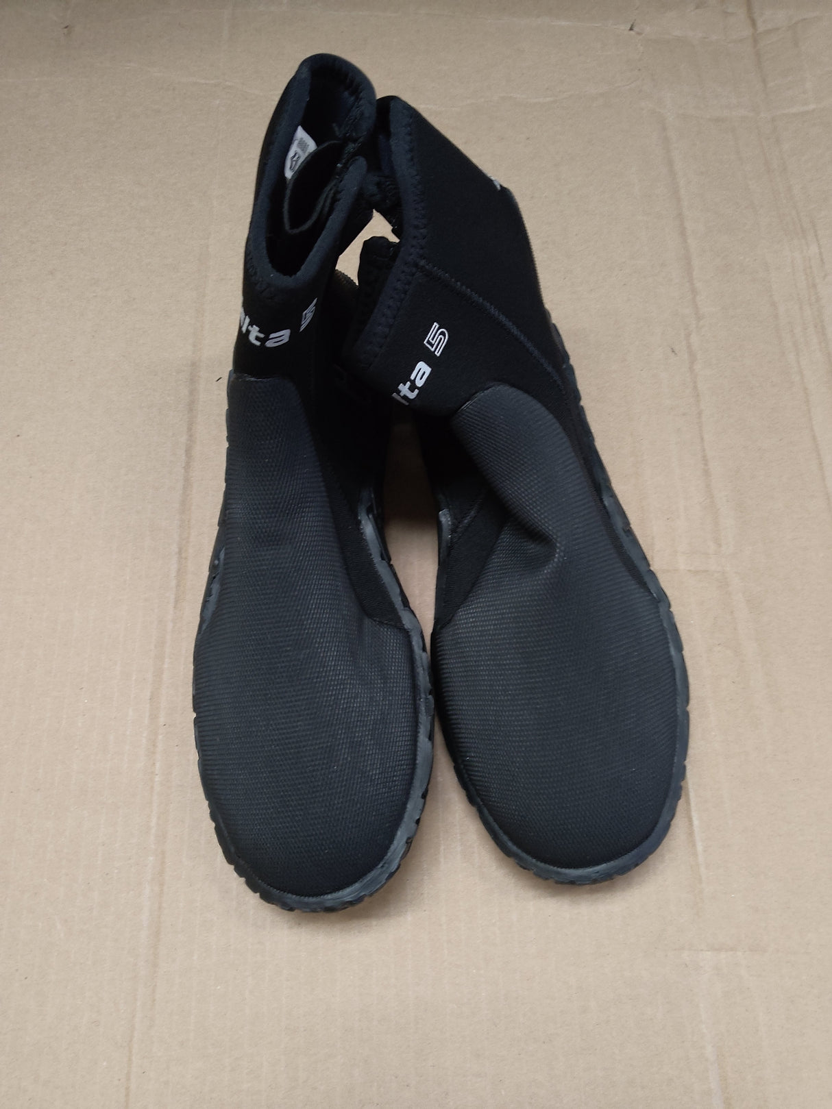 Open Box Scubapro Delta 5mm Full Cut Dive Boot