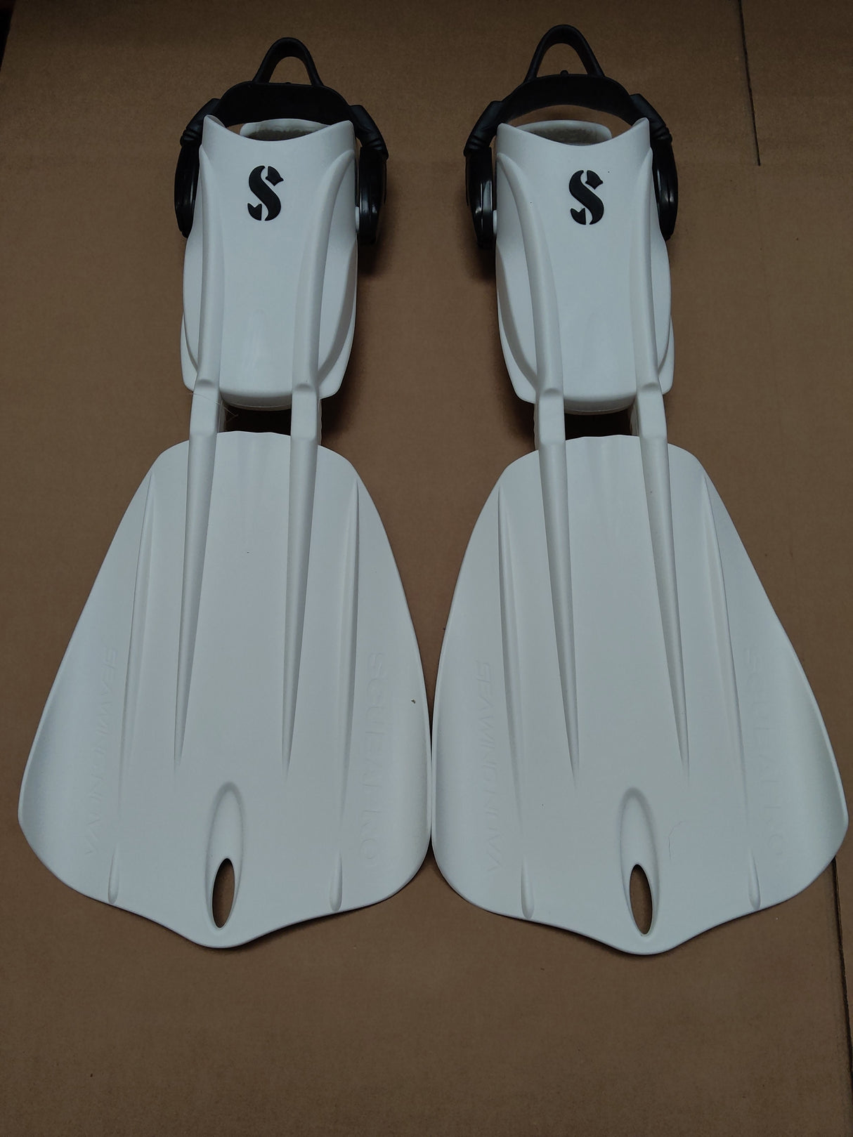 Open Box Scubapro Seawing Nova Fins