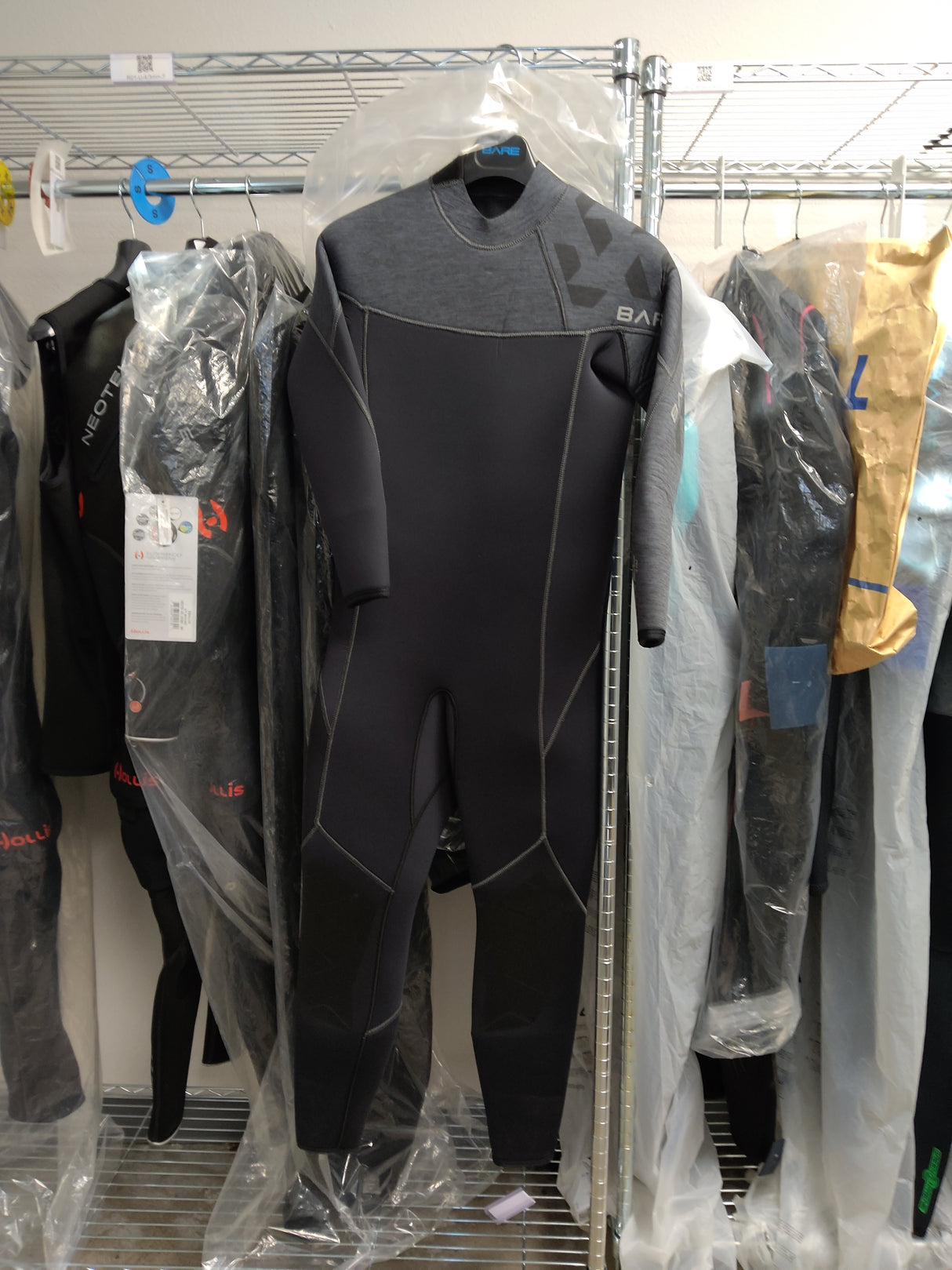 Open Box Bare 7mm Revel Full Mens, Grey