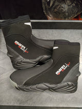 Used Mares 6.5mm Trilastic Boot