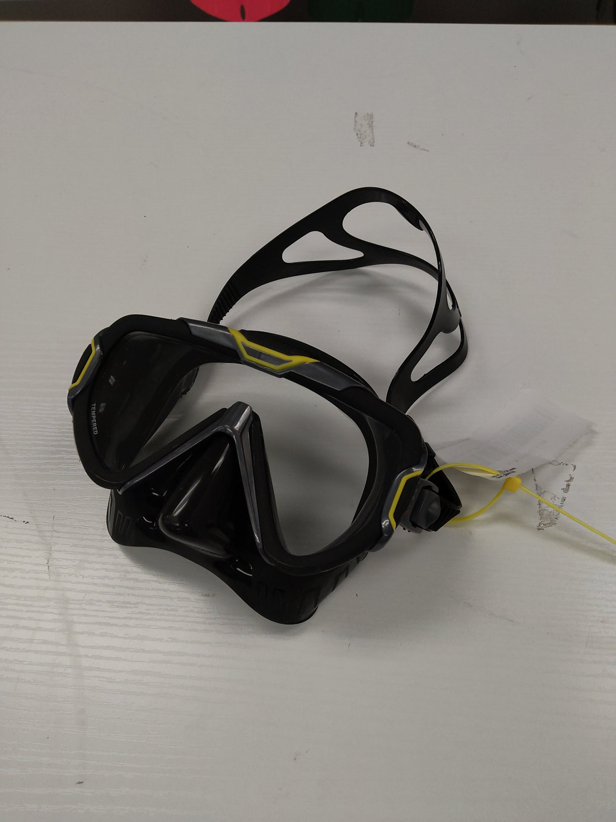 Used Mares Pure Wire Mask