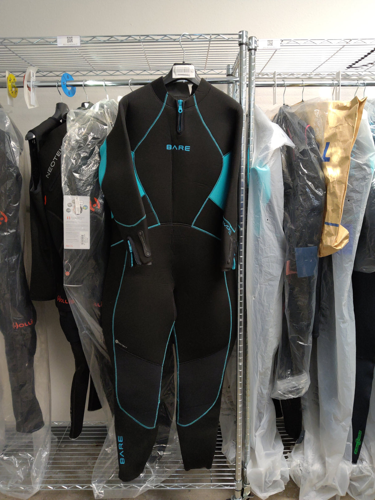 Open Box Bare 5mm Evoke Full, Womens