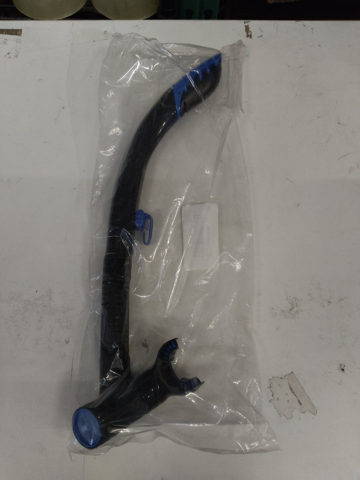 Used Oceanic Ultra Dry 2 Snorkel