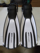 Used Mares Avanti Quattro Plus Open Heel Bungee Strap Dive Fin