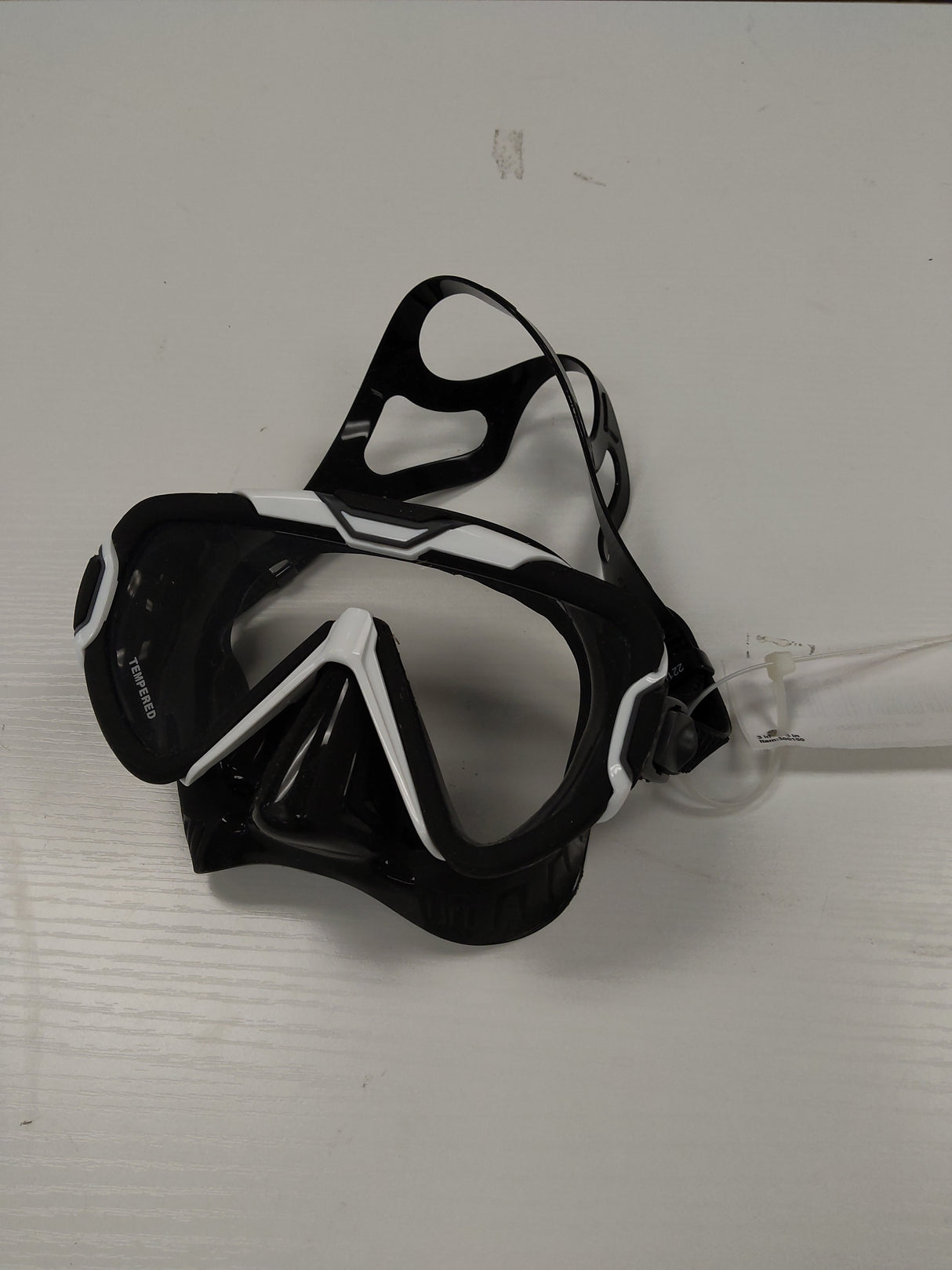 Used Mares Pure Wire Mask