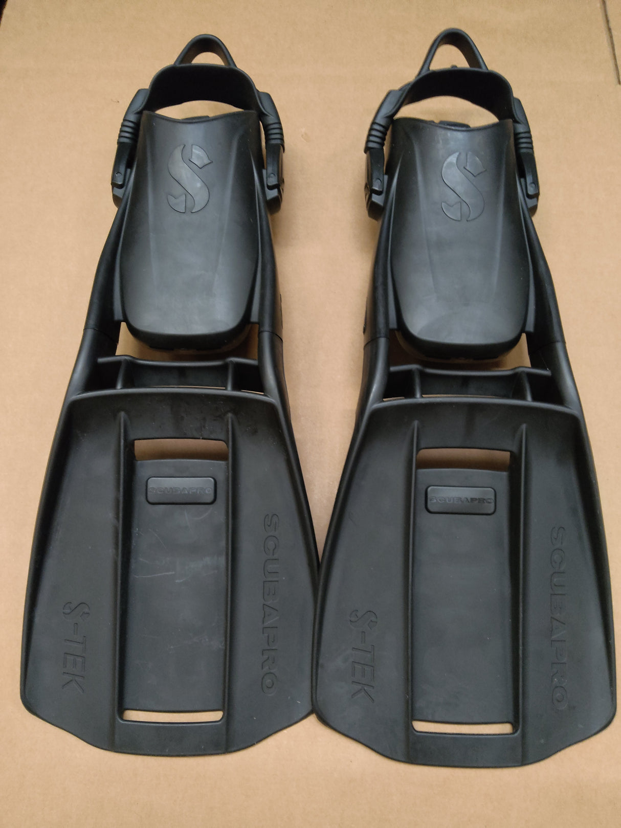 Open Box Scubapro S-TEK Open Heel Diving Fin