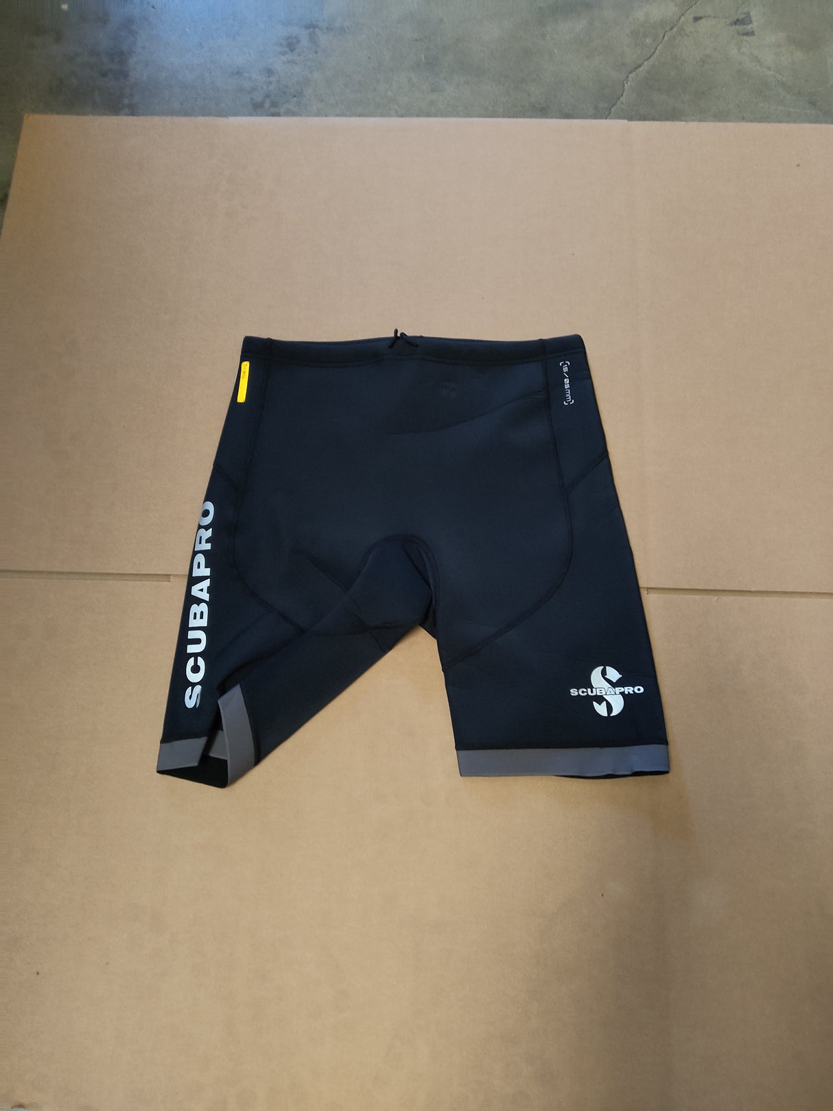 Open Box Scubapro Everflex 1.5 Short Men's