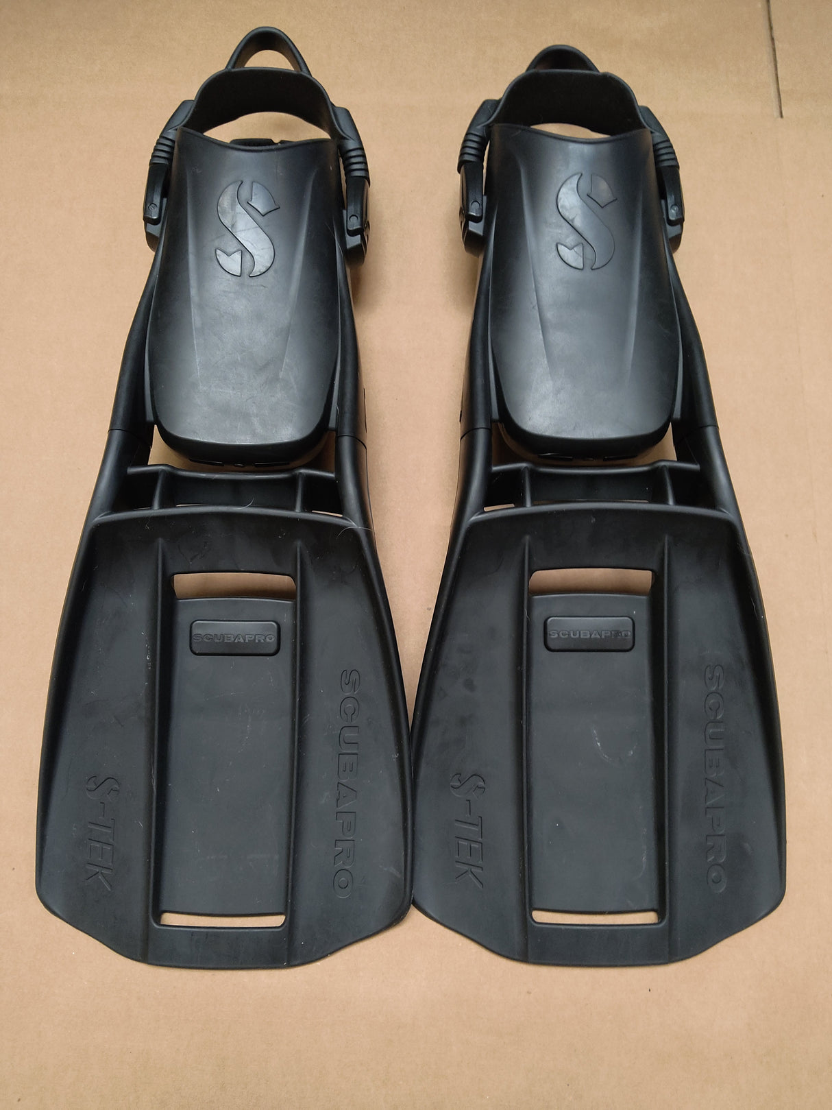 Open Box Scubapro S-TEK Open Heel Diving Fin