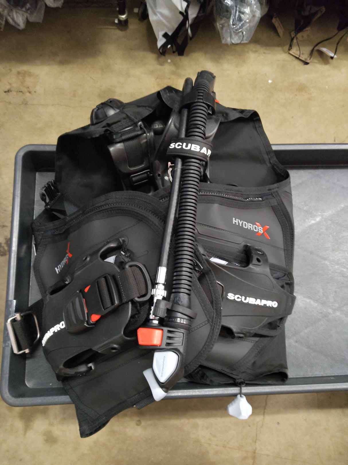 Open Box Scubapro Hydros X with Balanced Inflator Men's