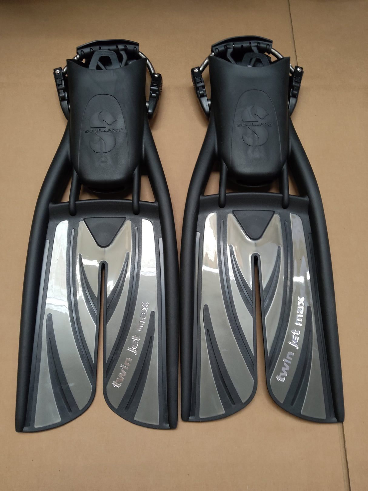 Open Box Scubapro Twin Jet Max Fin