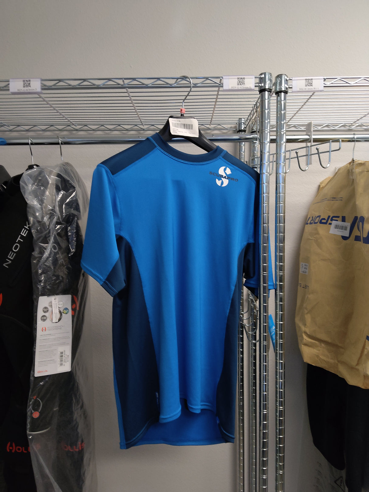 Open Box Scubapro Rash Guard Mens, C - Flow, Short Sleeve (UPF50)