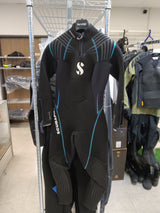 Used Scubapro Definition Steamer 5mm Women's