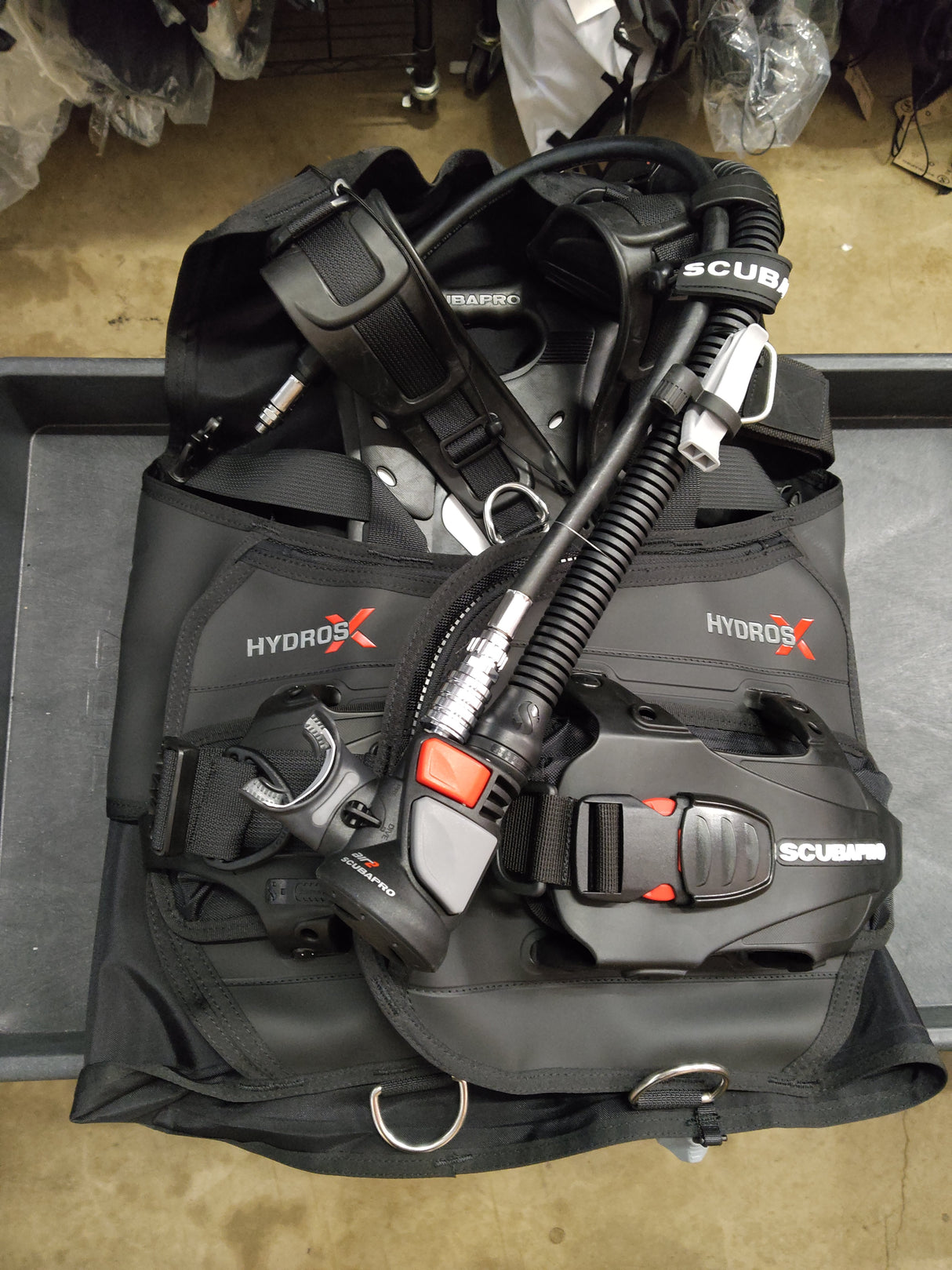 Open Box Scubapro Hydros X with Air2 Men's BCD