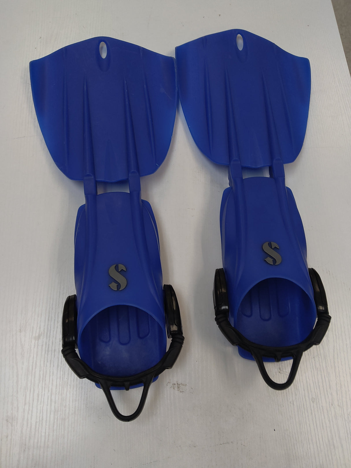 Used Scubapro Seawing Nova Fins