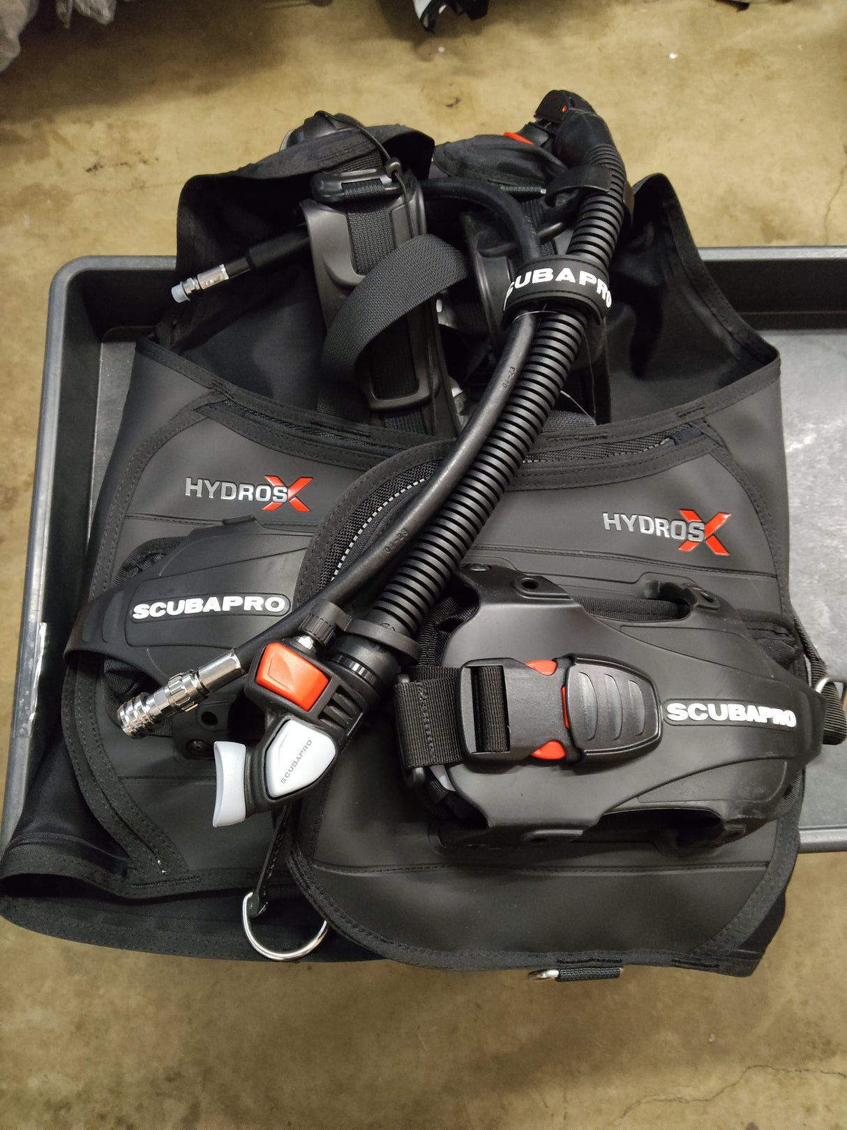 Open Box Scubapro Hydros X with Balanced Inflator Men's