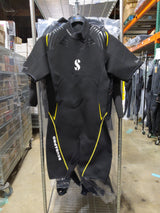 Open Box Scubapro Definition Shorty 2.5mm Men's