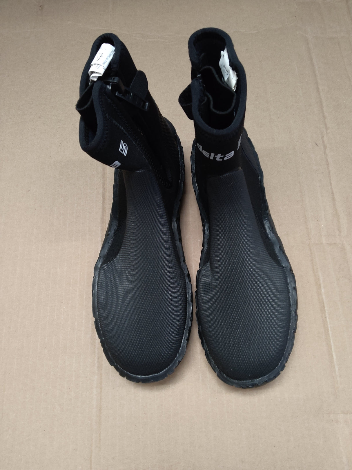 Open Box Scubapro Delta 5mm Full Cut Dive Boot