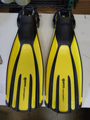 Used Mares Avanti Quattro Plus Open Heel Bungee Strap Dive Fin