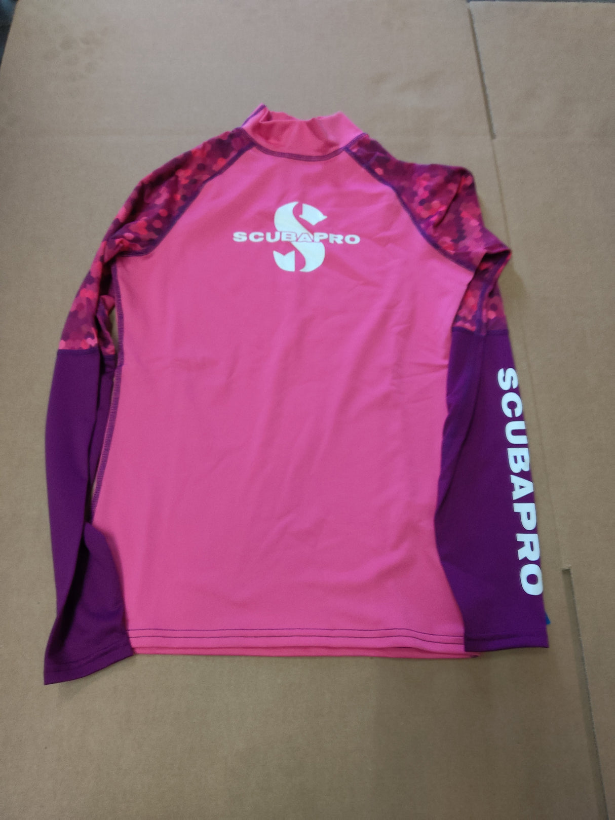 Open Box Scubapro Rash Guard Womens, Long Sleeve (UPF50)