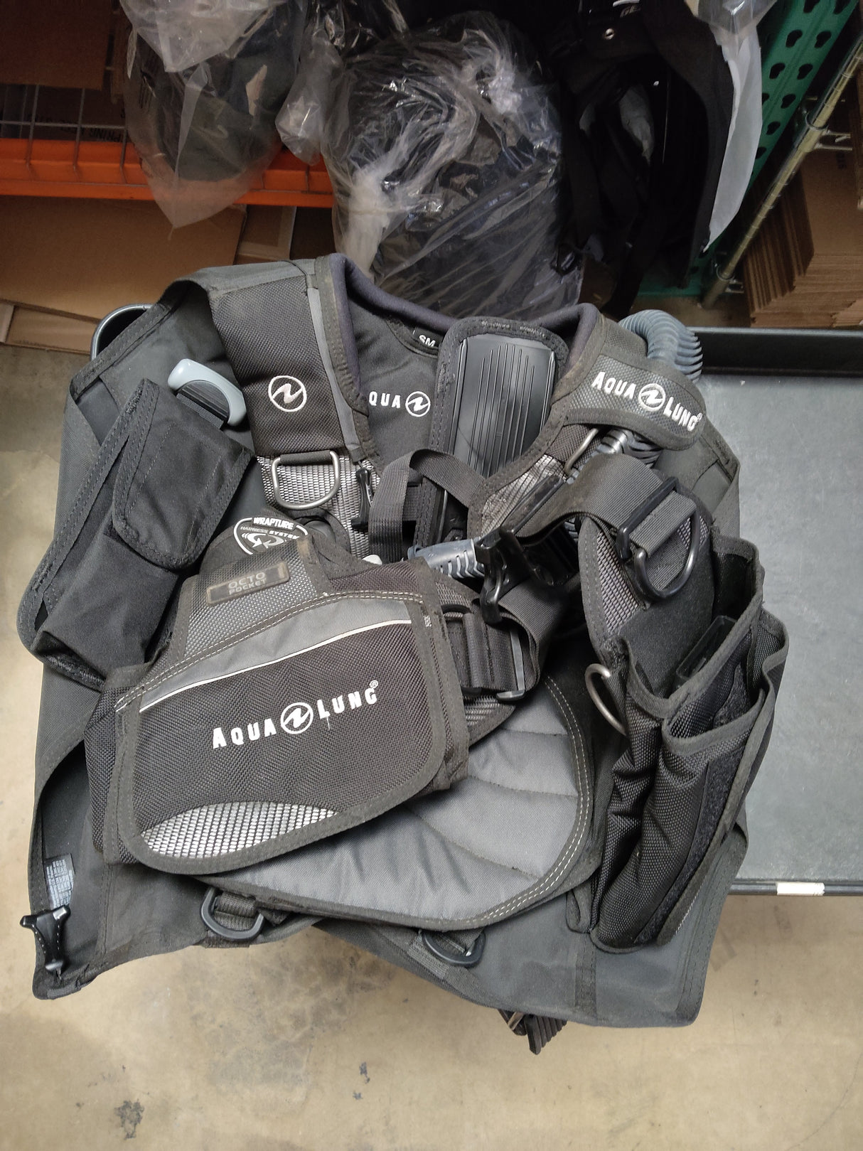 Open Box Aqualung Dimension BCD Black/Charcoal