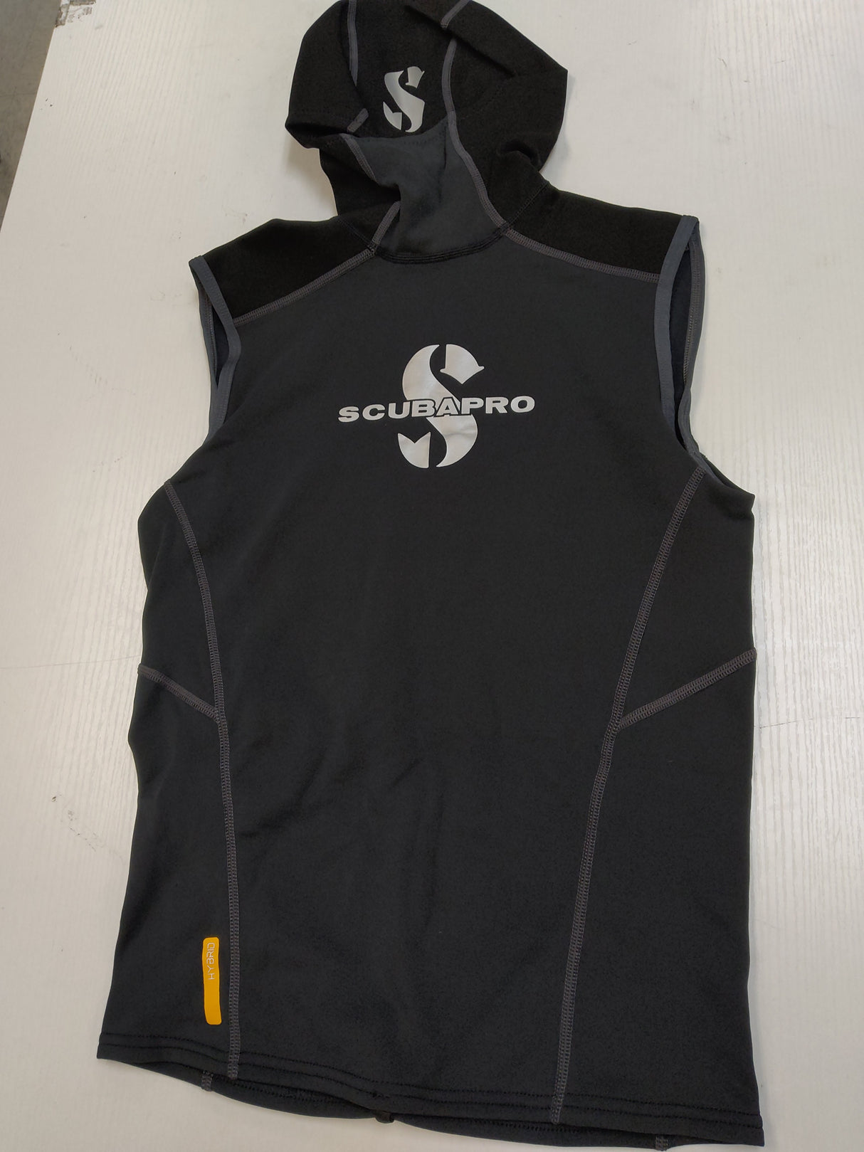 Used Scubapro Hybrid Hooded Vest Men's
